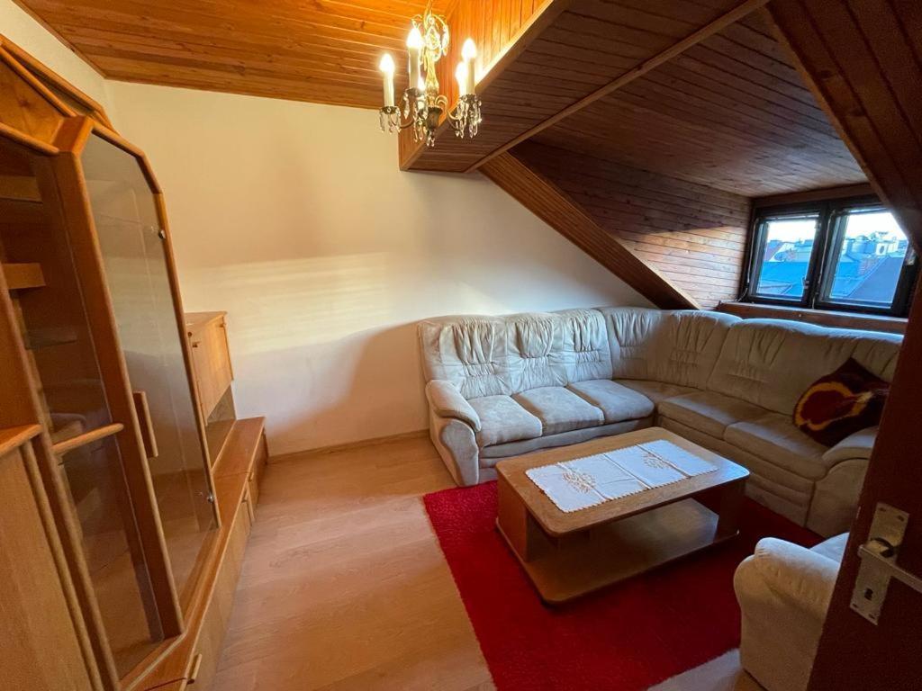 Attic Flat In The Center Lejlighed Bratislava Eksteriør billede